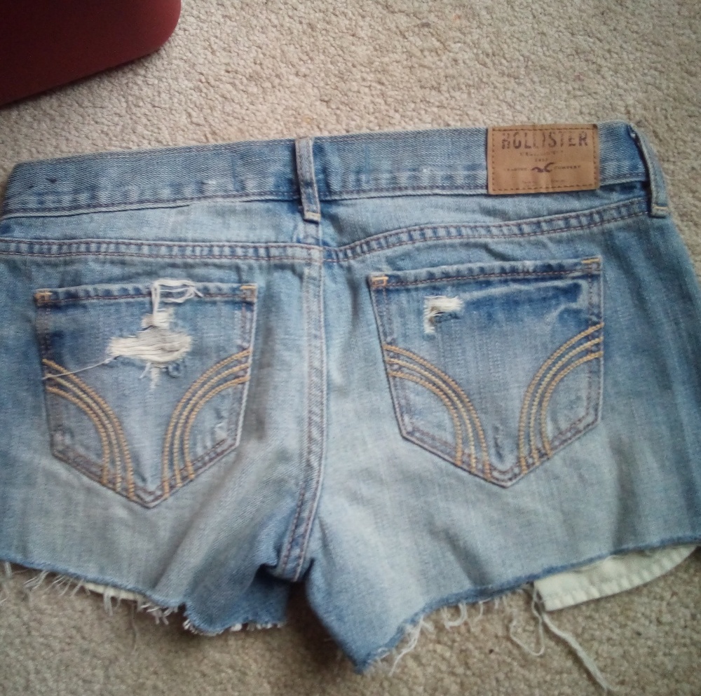 Distressed hollister shorts